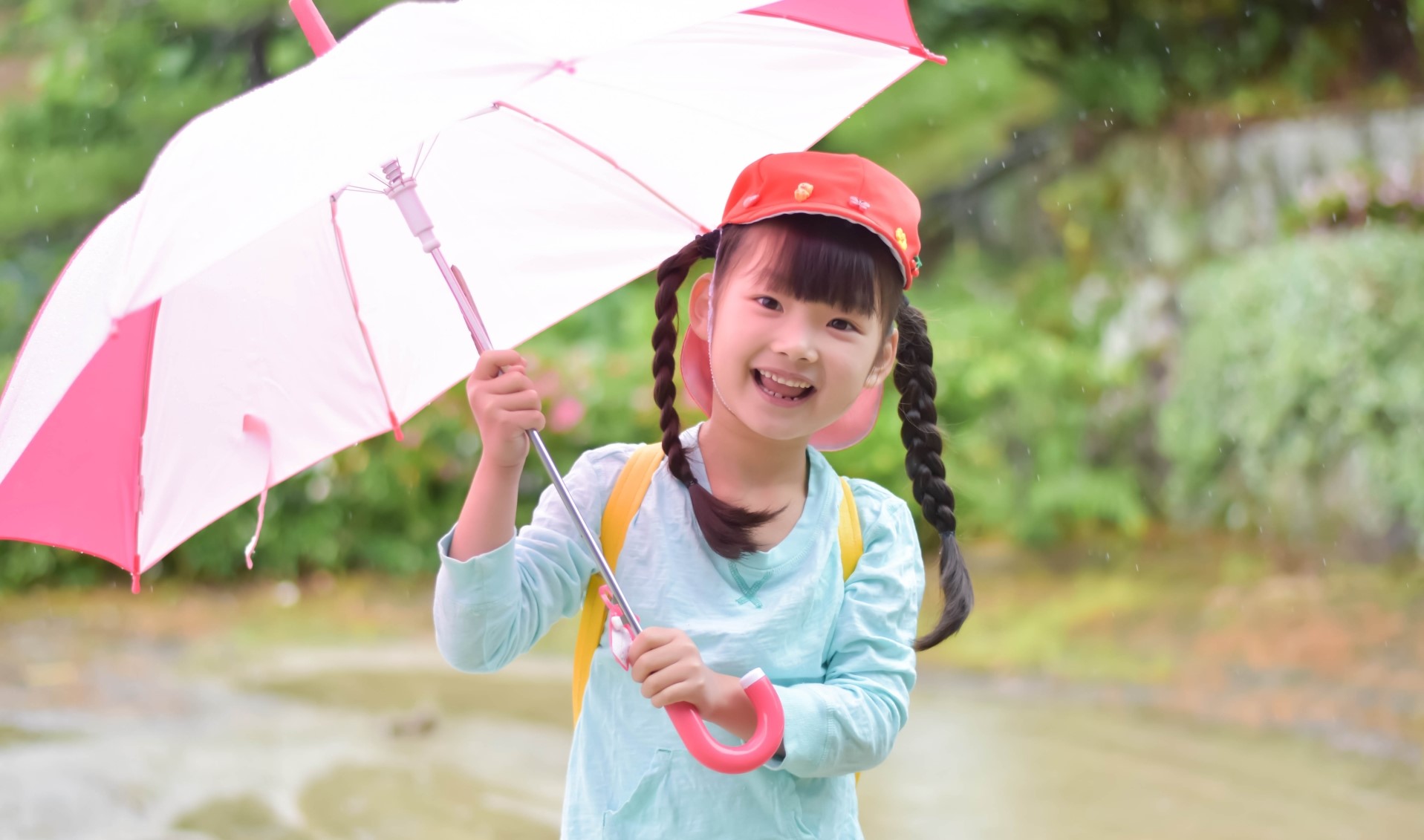 【あした、親子で読みたい本】雨の日も楽しくなる　梅雨の時期に読みたい本3選