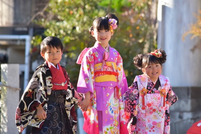 七五三直前チェック！　晴れ・雨の天気で当日に役立つ持ち物を解説します